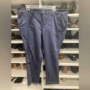 NWT Torrid size 20 crop pants